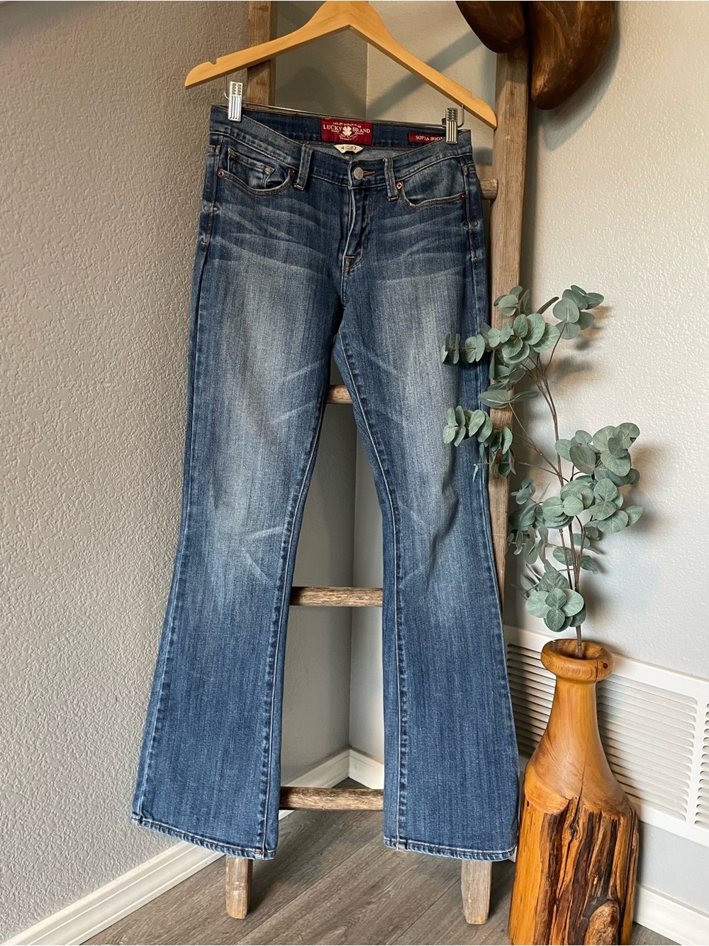 Lucky Brand Women's Faded Blue Bootcut Jeans